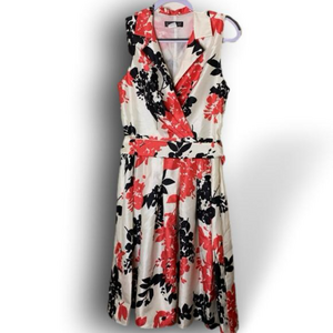 Jessica Howard Black Magenta Floral Sleeveless
Dress Size 8